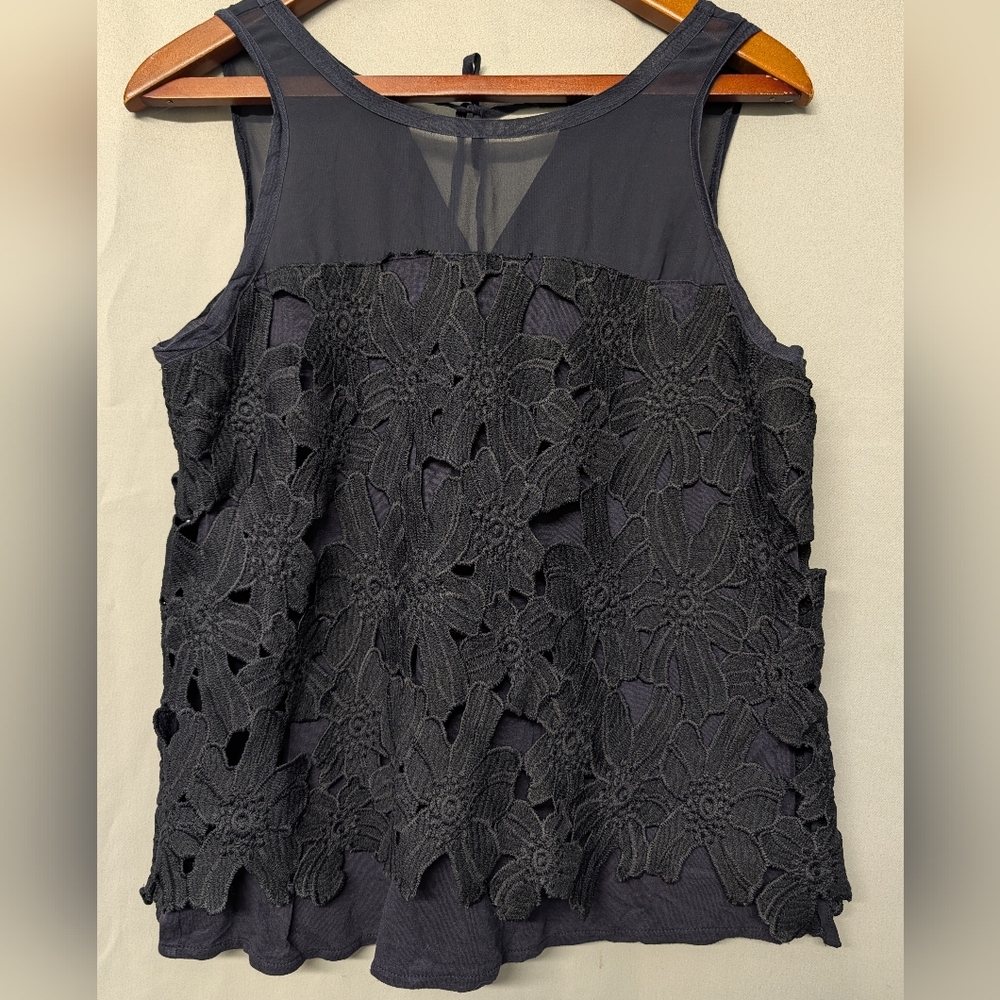 Ann Taylor Black Lace Sleeveless Blouse Size Small